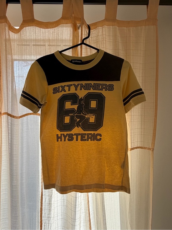 Hysteric Glamour Tops - Hysteric Glamour 69 Tee